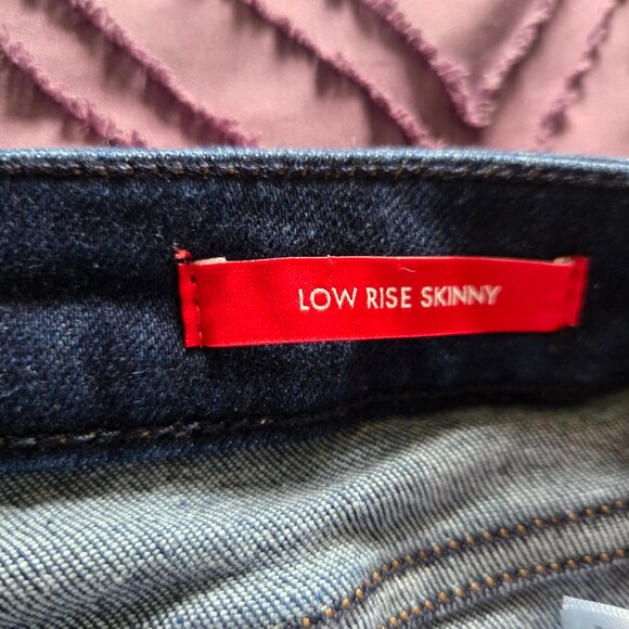 Jeans - Picture 8 of 10